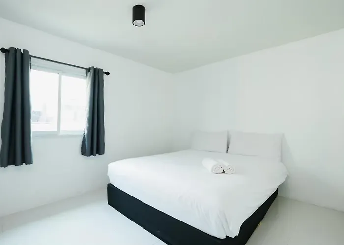 公寓 Sleeppop Sukhumvit 42 - Bts เอกมัย 曼谷