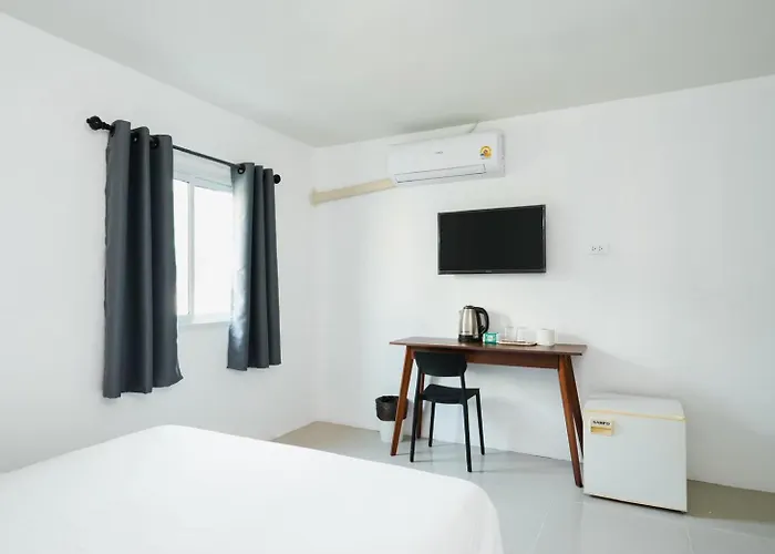 Sleeppop Sukhumvit 42 - Bts เอกมัย 公寓