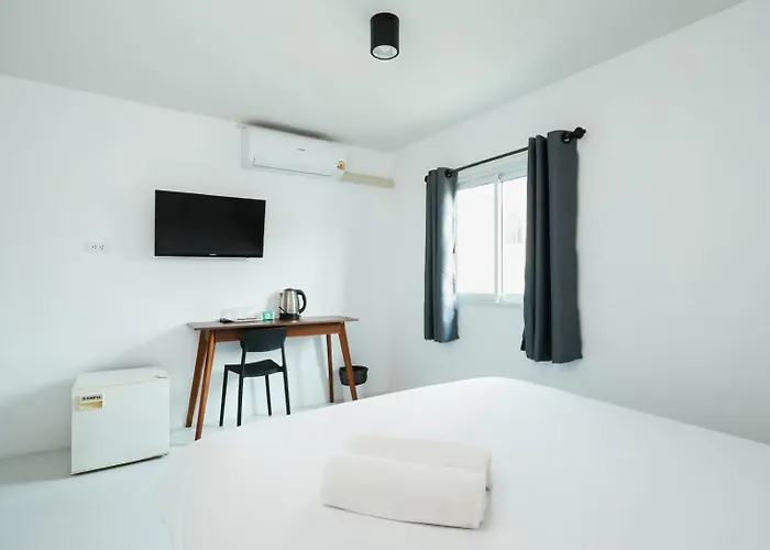 公寓 Sleeppop Sukhumvit 42 - Bts เอกมัย