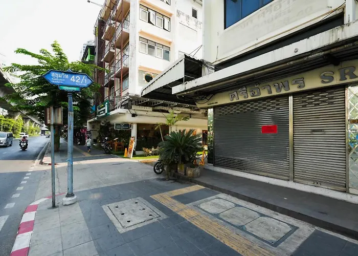 Sleeppop Sukhumvit 42 - Bts เอกมัย 曼谷